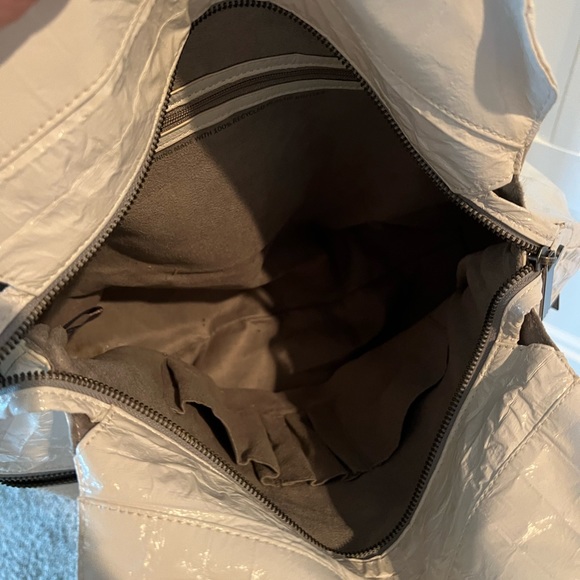 Matt & Nat extra large purse. - Picture 3 of 3